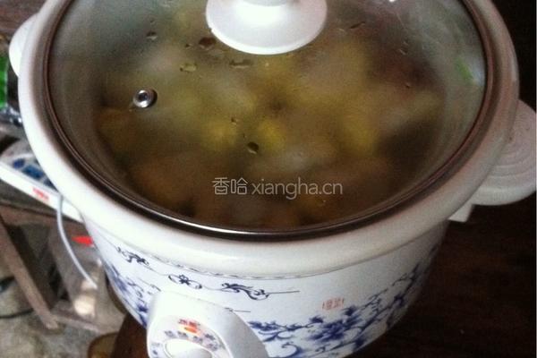 玉米猪肚汤的做法图解11