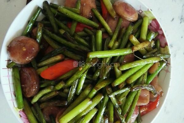 蒜薹炒肉肠的做法图解5