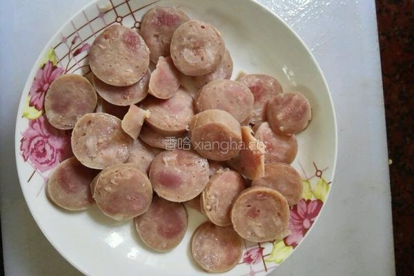 蒜薹炒肉肠的做法图解2