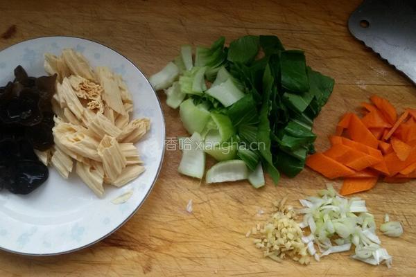 清炒素食菜的做法图解2
