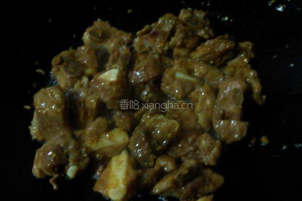 土豆烧排骨的做法图解3