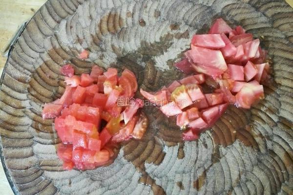 豇豆炒西红柿的做法图解1