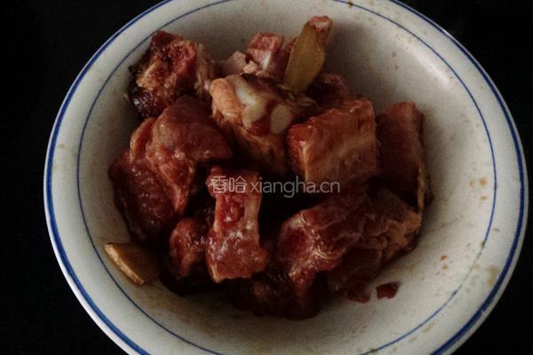 剁椒排骨的做法图解2