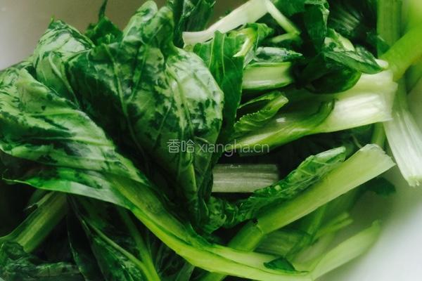 海带丝瓜蛋汤的做法图解3