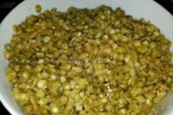 烂肉豇豆的做法图解1