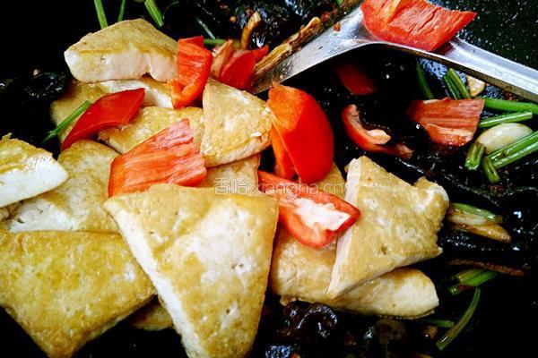 木耳炒豆腐的做法图解8