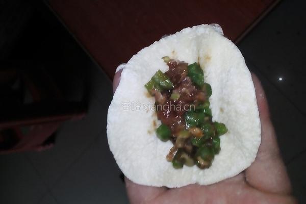 豆角肉饺子的做法图解3