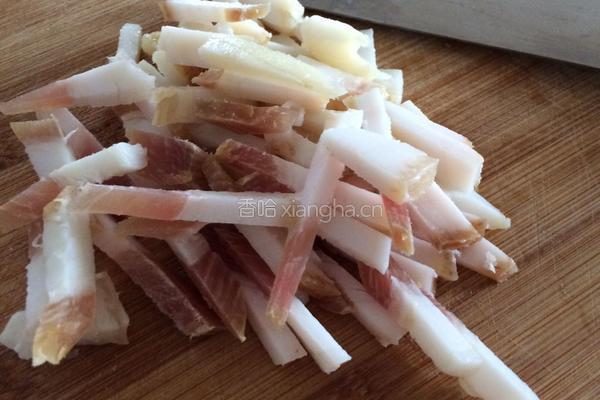 毛豆炒肉丝的做法图解2