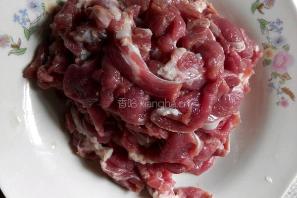 洋葱爆羊肉的做法图解1
