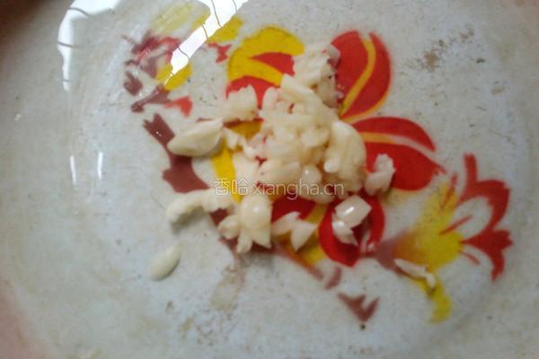 蒜蓉炒蕃薯苗的做法图解4