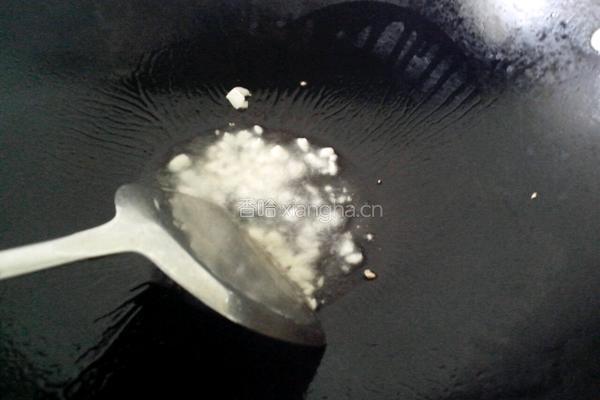 蒜蓉炒蕃薯苗的做法图解5