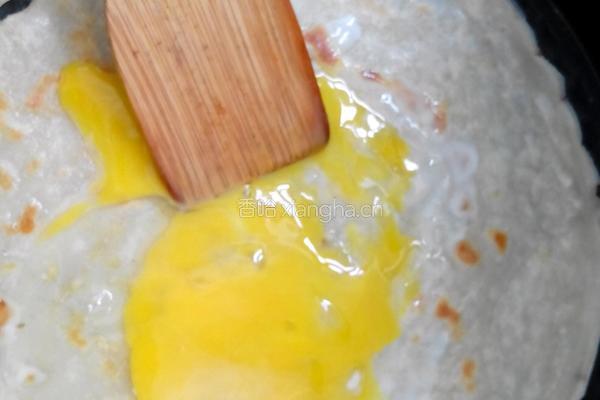 早餐煎饼果子的做法图解8