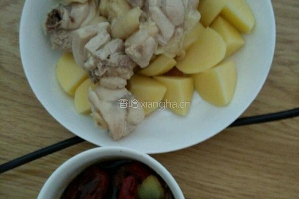 电饭煲/红烧鸡腿土豆的做法图解1