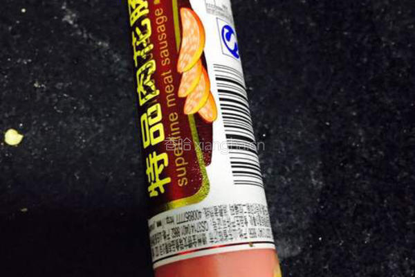 火腿玉米粒的做法图解1