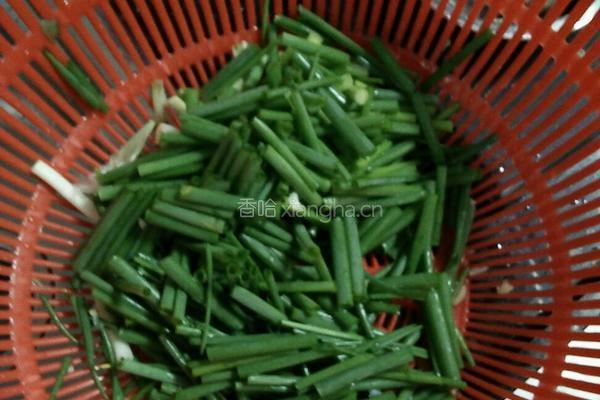 葱炒牛肉的做法图解1