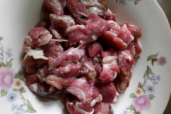洋葱孜然炒羊肉（非孜然羊肉）的做法图解1