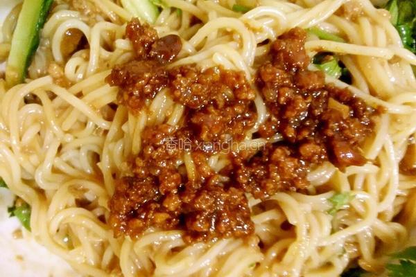 简单自制炸酱面的做法图解6