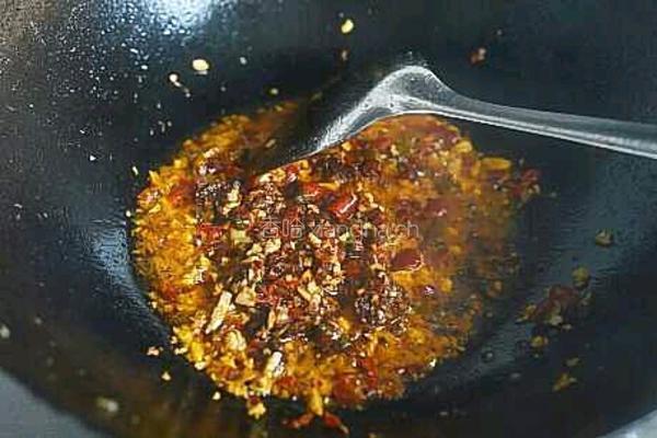 蒜香撅鱼（我们这里叫做撅嘴鱼）的做法图解6
