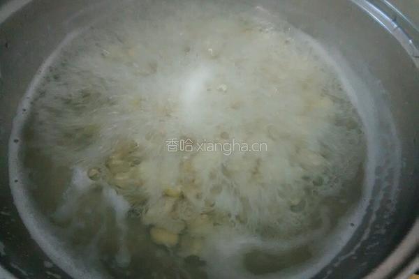 香酥豆米的做法图解2