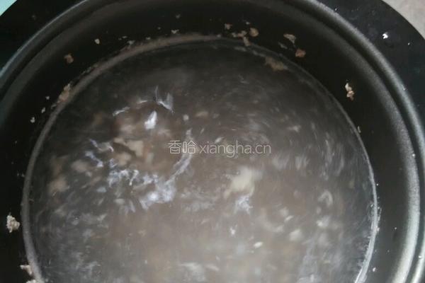 白菜瘦肉粥的做法图解1