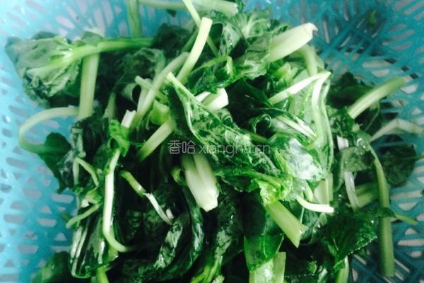 蘑菇青菜的做法图解2