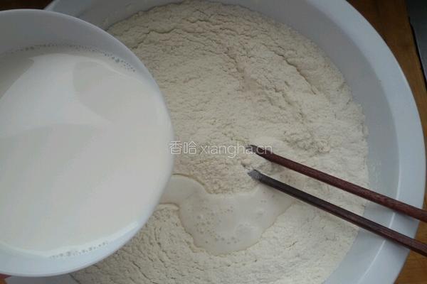 奶香荷叶饼的做法图解2