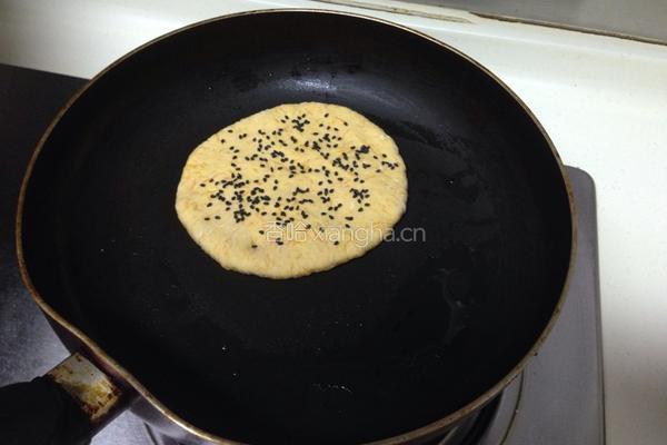 南瓜芝麻饼的做法图解5
