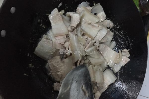 尖椒回锅肉的做法图解4