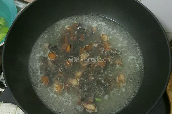 凉瓜炒腊肉的做法图解7