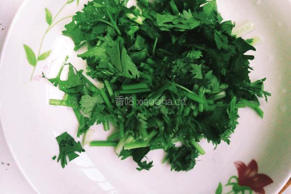 皮蛋瘦肉粥的做法图解3