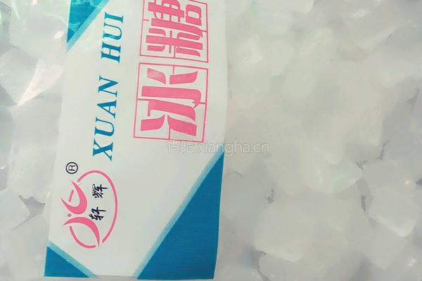 红枣莲子银耳汤的做法图解4