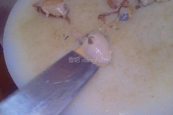 河蚌烧肉的做法图解1