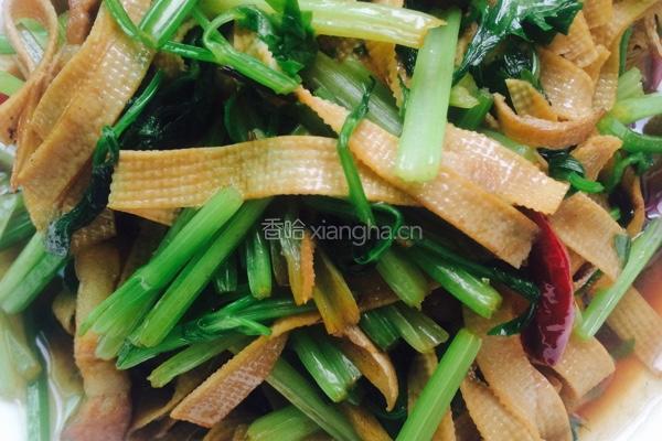 芹菜炒千张的做法图解7