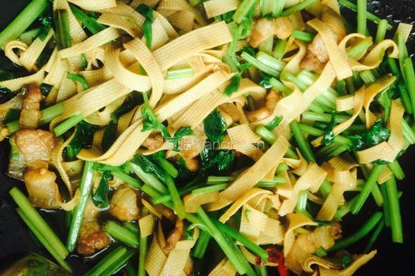 芹菜炒千张的做法图解6