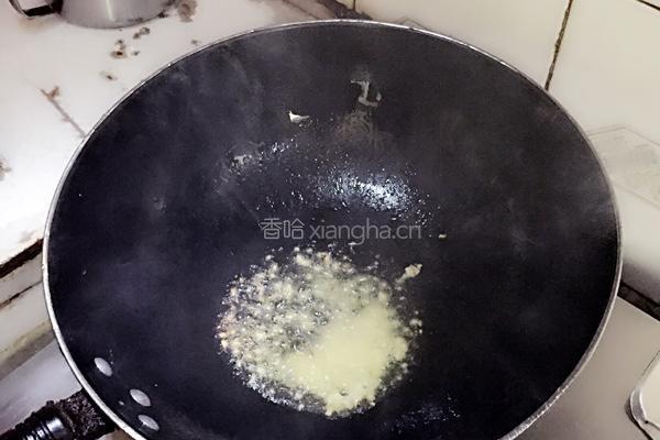 青椒炒虾仁的做法图解2