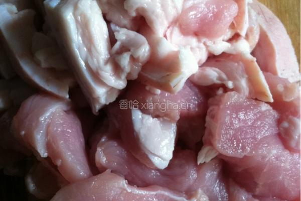 猪肉蕃茄汤的做法图解1