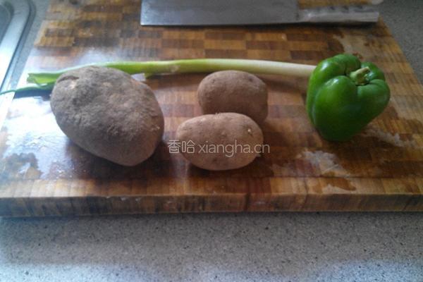 酸辣土豆丝的做法图解1