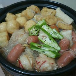 白菜粉丝杂锦煲的做法[图]