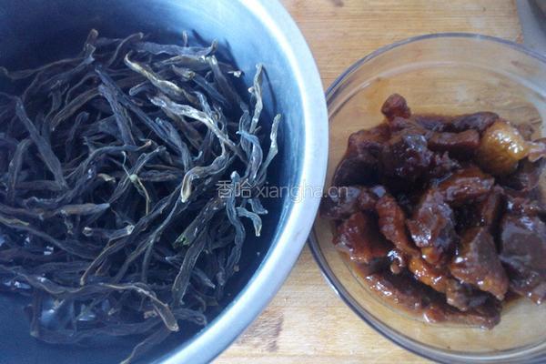 红烧肉炖干豆角的做法图解1