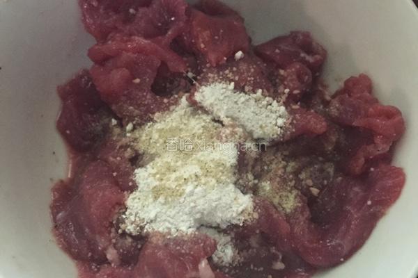 酸白菜炒牛肉的做法图解1