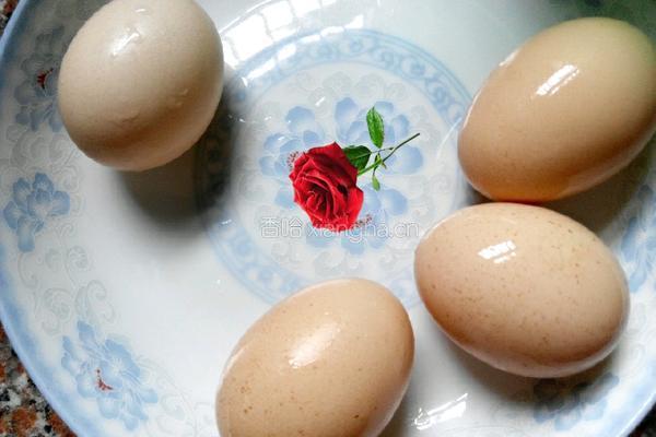 鸡蛋羹鱼肉的做法图解1