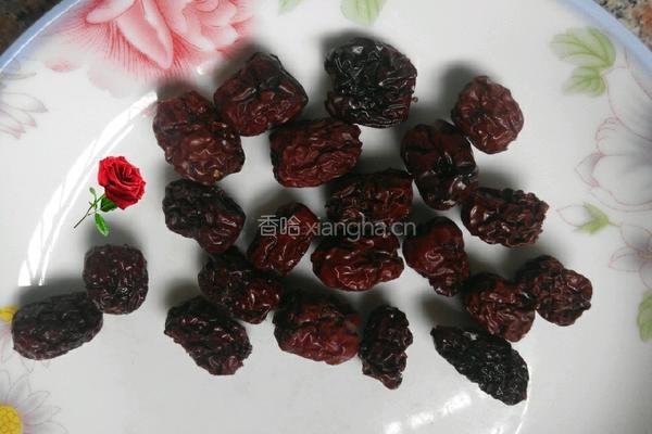 南北杏炖瘦肉汤的做法图解6