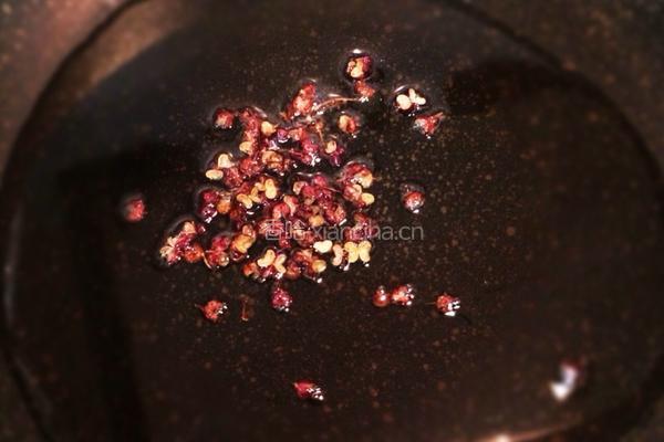 韭菜豆芽炒猪肝的做法图解4