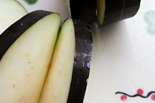 炸茄盒的做法图解4