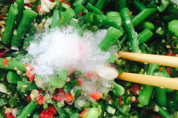 剁椒拌豆角的做法图解4