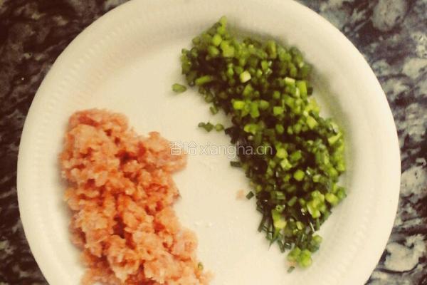 鸭蛋瘦肉饼的做法图解3