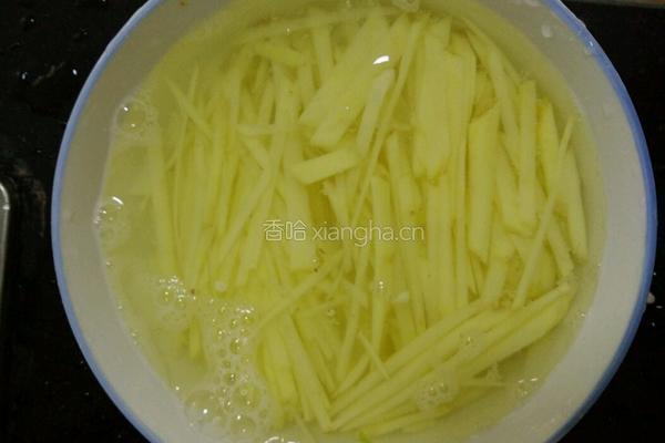青椒土豆丝的做法图解2