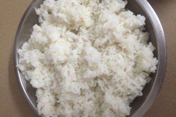 咖喱鸡肉炒饭的做法图解2