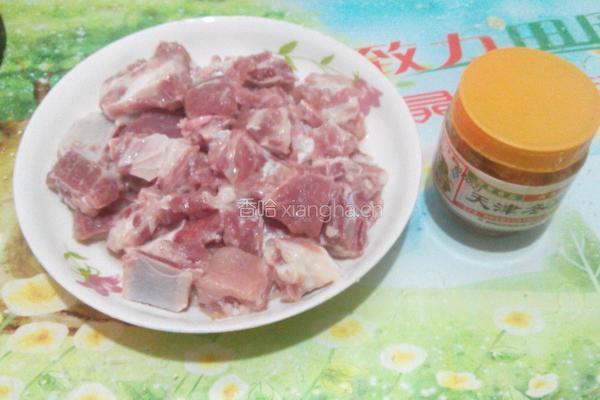 排骨蒸冬菜的做法图解1