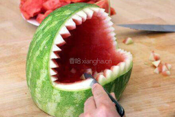 鲨鱼果盘 的做法图解5